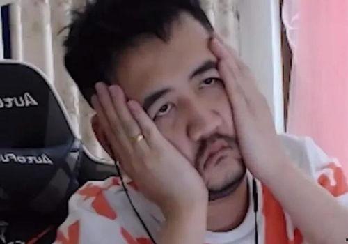 娱乐吃瓜酱哥哥的压迫感,揭秘压迫感背后的娱乐真相